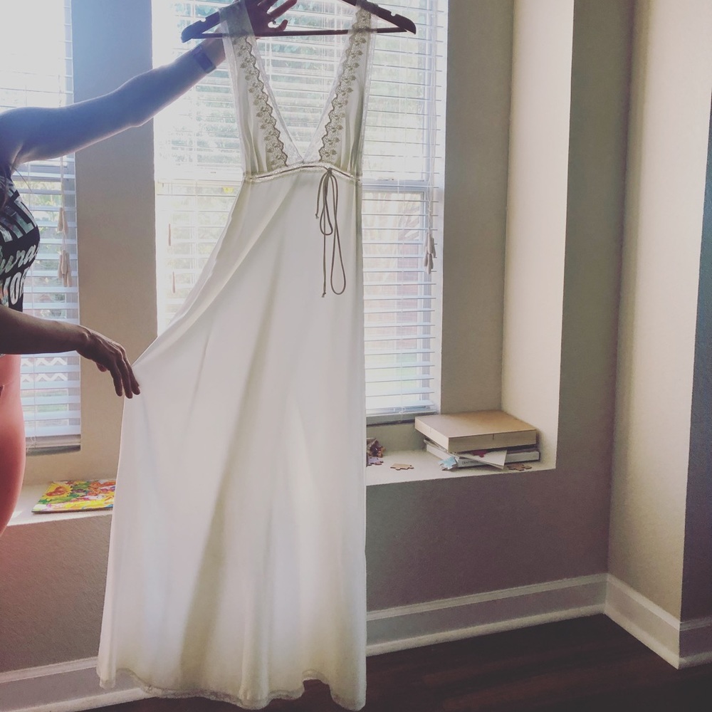 CHRISTIAN DIOR | Beautiful night gown, *no box *